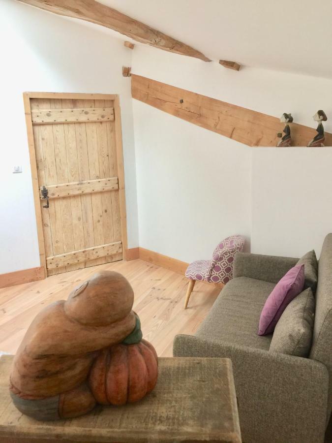 Magnificent Renovated Farmhouse - 10 Min A7 - Apartment Anneyron Bagian luar foto