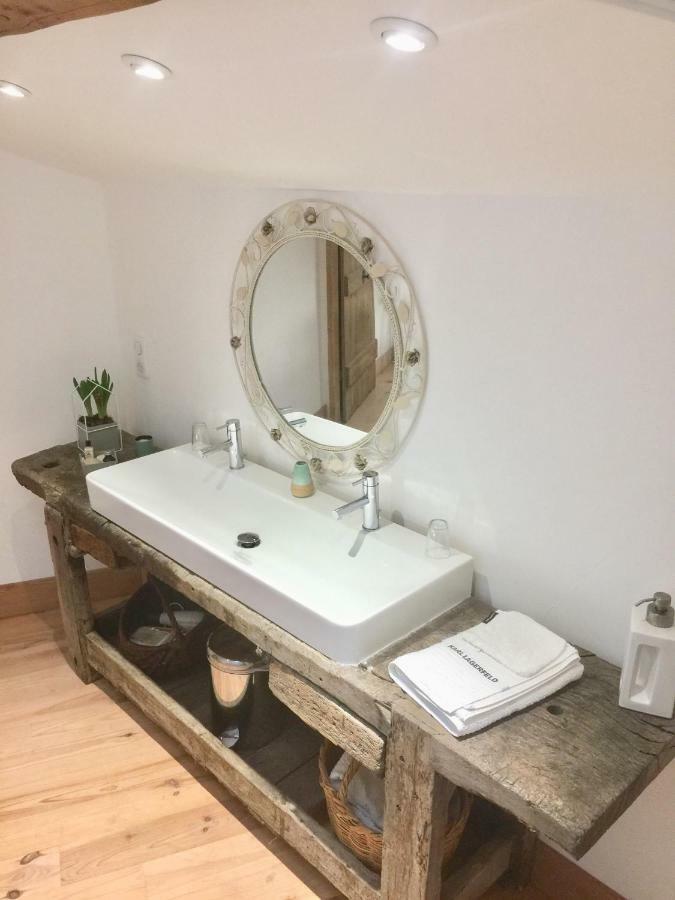 Magnificent Renovated Farmhouse - 10 Min A7 - Apartment Anneyron Bagian luar foto